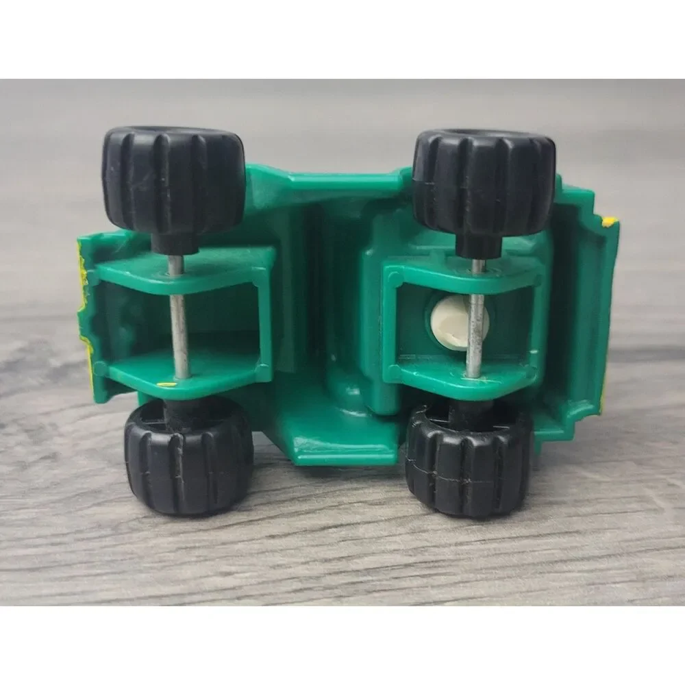 VTG 1988 McDonald's Mac Tonight Moon Man Green Plastic Jeep Happy Meal Toy
